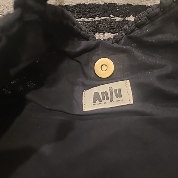 Anju Woven Cotton Large Fringe Black Bag - Picture 9 of 13